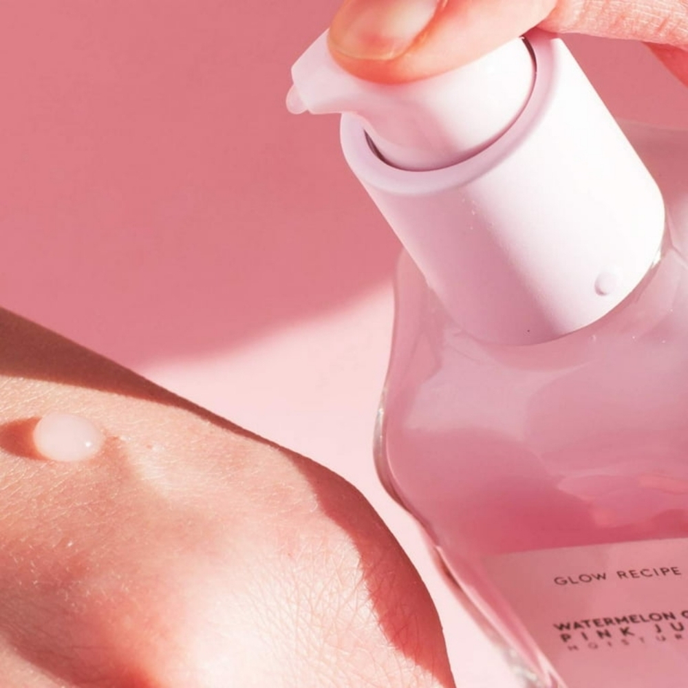 Glow Recipe Watermelon Pink Juice Oil-Free Moisturizer - Picture 7 of 8